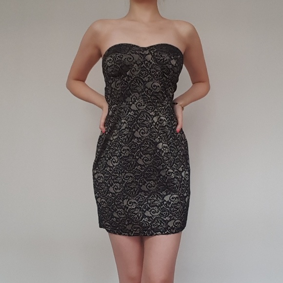 Forever 21 Dresses & Skirts - Forever 21 • Stapless Dress Forever 21 Dresses & Skirts - Forever 21 • Stapless Dress